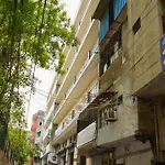 Qotel Hotel Peeragarhi-Near Peeragarhi Metro Station,Couple Friendly